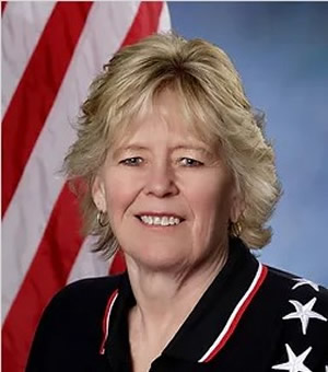 Lori Ishaug is Vice President of the Veterans Honor Flight of ND/MN